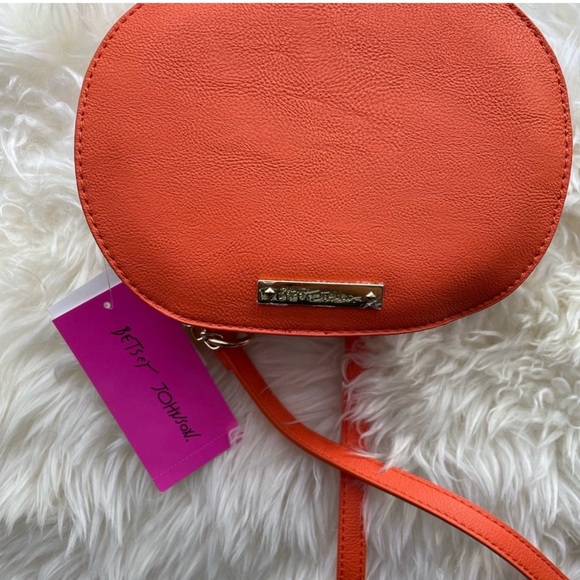 Betsey Johnson Pumpkin Crossbody - Picture 3 of 3